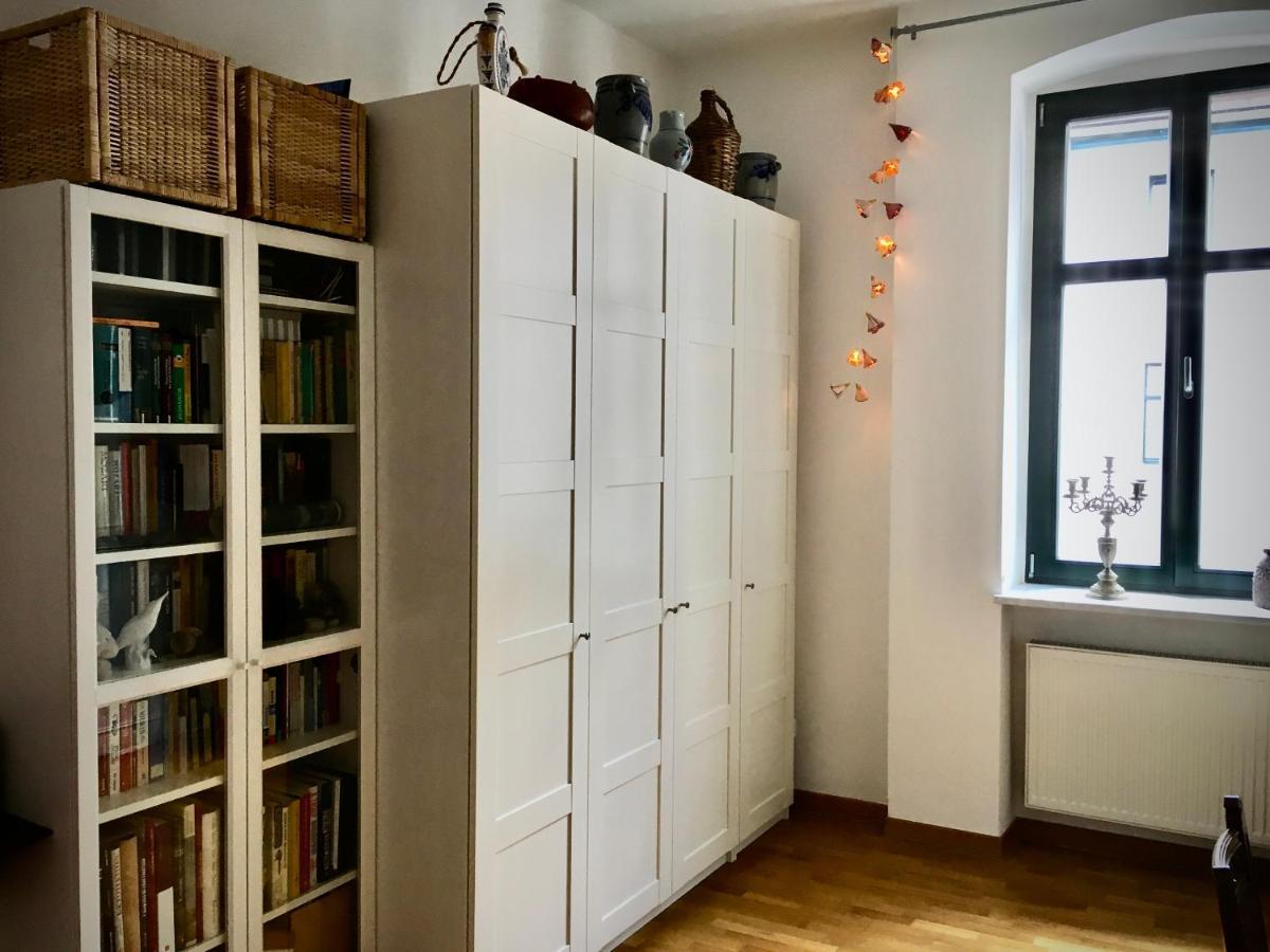 2-Zimmer-Apartment "Monbijou" Am Hackeschen Markt Berlin Exteriör bild